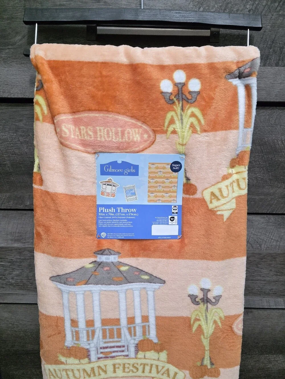 Gilmore Girls Stars Hollow Autumn Festival Plush Throw Blanket New